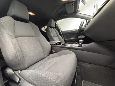 Toyota C-HR 1.8 125H Advance