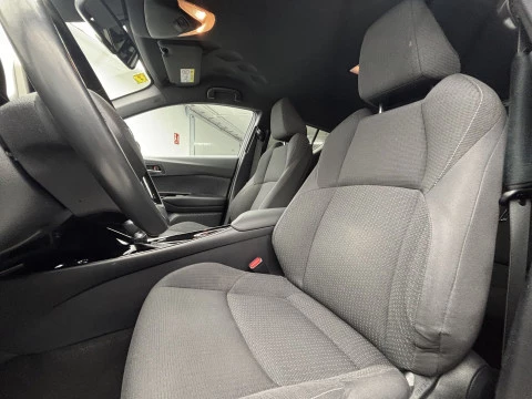 Toyota C-HR 1.8 125H Advance