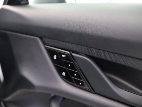 Porsche TAYCAN BEV 79KWH 4S AUTO 4P