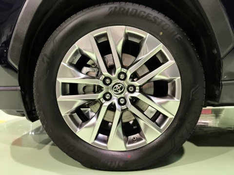 Toyota Rav4 220H Luxury 4x2 e-CVT 160 kW (218 CV)