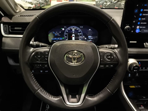 Toyota Rav4 220H Luxury 4x2 e-CVT 160 kW (218 CV)