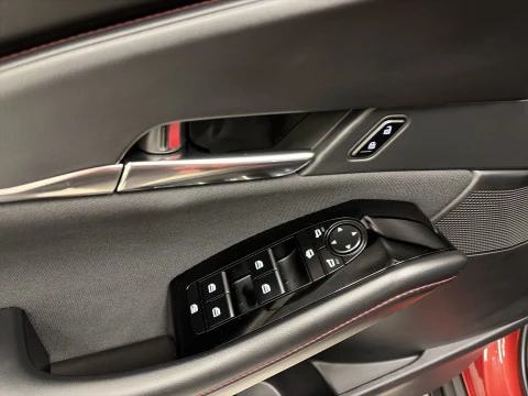 Mazda CX-30 e-SKYACTIV G MHEV Homura 103 kW (140 CV)