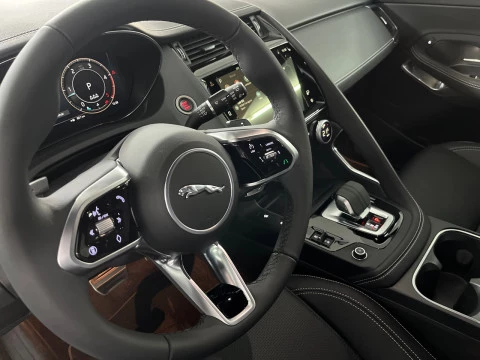Jaguar E-Pace 2.0D I4 163 PS AWD Auto MHEV R-Dynamic S