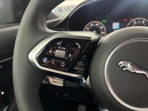 Jaguar E-Pace 2.0D I4 163 PS AWD Auto MHEV R-Dynamic S