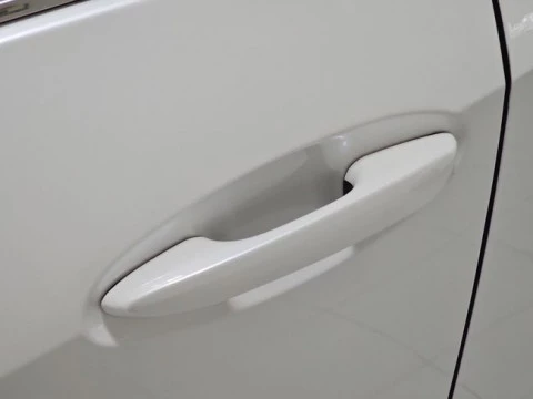 Lexus UX 2.0 250h Business