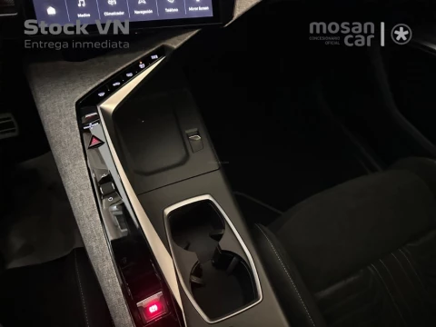 Peugeot 5008 Plug-in Hybrid 1.6 143KW GT e-DCS7