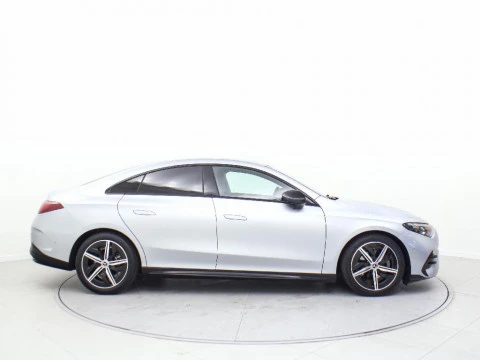 Mercedes-Benz CLA 1.5 CLA 180 MHEV DCT 136 4P
