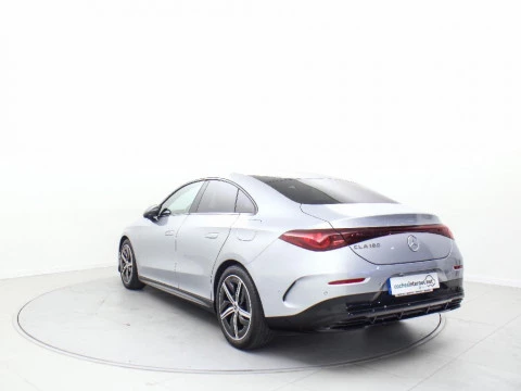 Mercedes-Benz CLA 1.5 CLA 180 MHEV DCT 136 4P