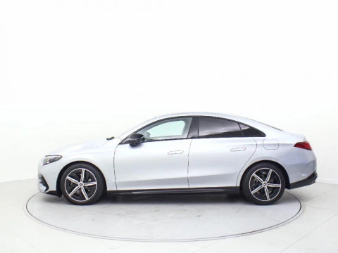 Mercedes-Benz CLA 1.5 CLA 180 MHEV DCT 136 4P