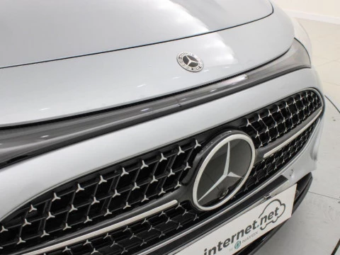 Mercedes-Benz CLA 1.5 CLA 180 MHEV DCT 136 4P