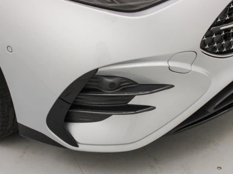 Mercedes-Benz CLA 1.5 CLA 180 MHEV DCT 136 4P