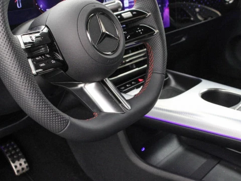 Mercedes-Benz CLA 1.5 CLA 180 MHEV DCT 136 4P