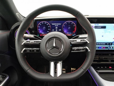 Mercedes-Benz CLA 1.5 CLA 180 MHEV DCT 136 4P