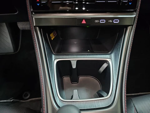 Lexus LBX 1.5 136cv HEV Elegant+ Black