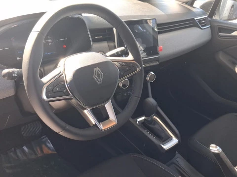 Renault Clio Evolution full hybrid E-Tech 145 (103Kw)