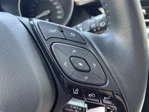 Toyota C-HR ADVANCE 1.8 VVT-I HYBRID AUTO 5P