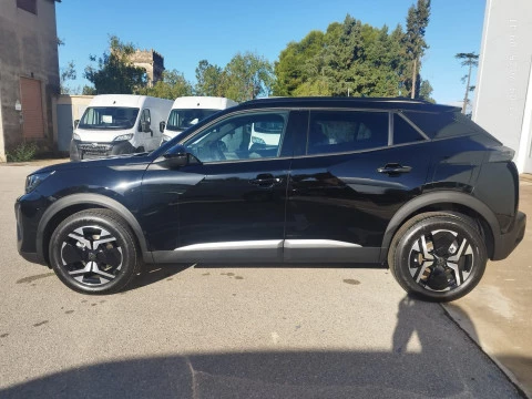 Peugeot 2008 Allure Gasolina 100 S&S 6 Vel. MAN