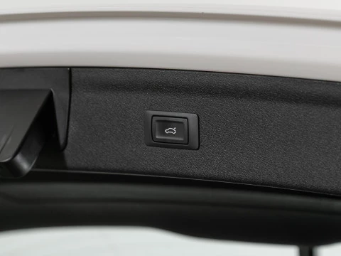 Audi Q3 Sport edition 2.0 TDI