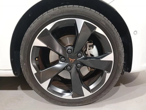 Cupra León 1.5 eTSI DSG 110 kW (150 CV)