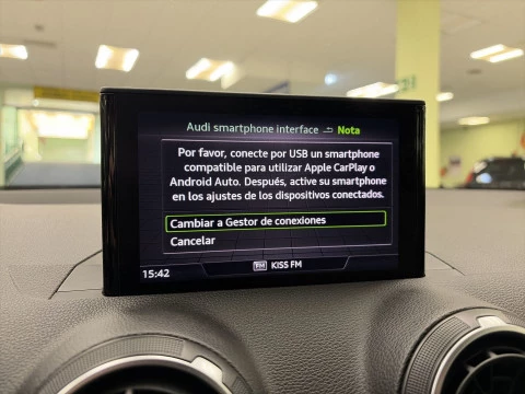 Audi Q2 design 35 TFSI 110 kW (150 CV) S tronic