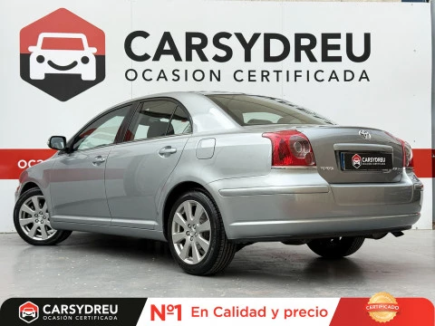 Toyota Avensis 2.0 D-4D Advance