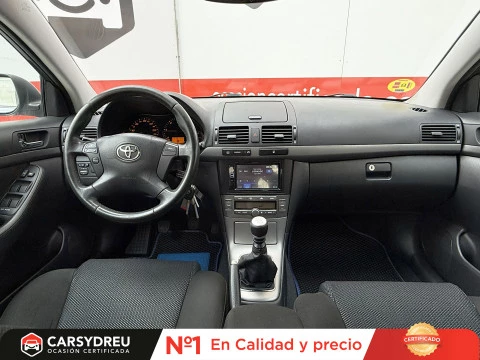 Toyota Avensis 2.0 D-4D Advance