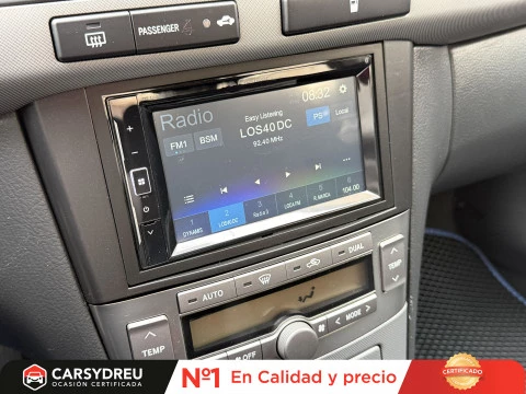 Toyota Avensis 2.0 D-4D Advance