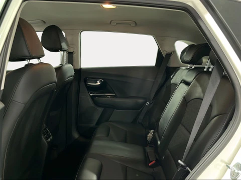 Kia Niro 1.6 GDi HEV 104kW (141CV) Emotion