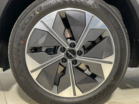 EBRO S700 1.6 TGDI Luxury 7 DCT