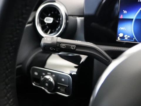 Mercedes-Benz A-CLASS CLASE A 180 D DCT 5P