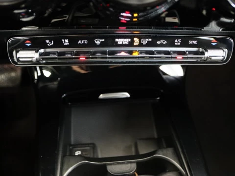 Mercedes-Benz A-CLASS CLASE A 180 D DCT 5P