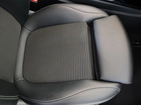 Mercedes-Benz A-CLASS CLASE A 180 D DCT 5P