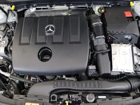 Mercedes-Benz A-CLASS CLASE A 180 D DCT 5P