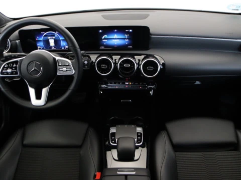Mercedes-Benz A-CLASS CLASE A 180 D DCT 5P