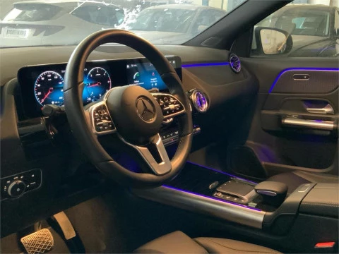 Mercedes-Benz GLA 200 D 4MATIC