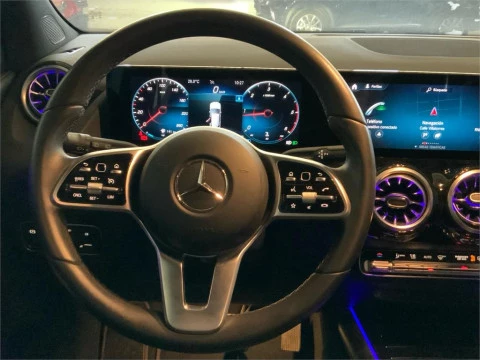 Mercedes-Benz GLA 200 D 4MATIC