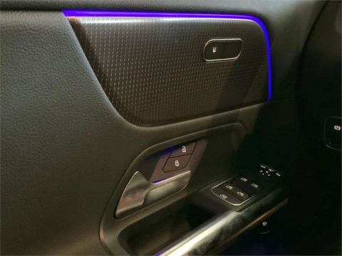 Mercedes-Benz GLA 200 D 4MATIC