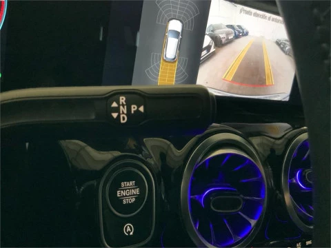 Mercedes-Benz GLA 200 D 4MATIC