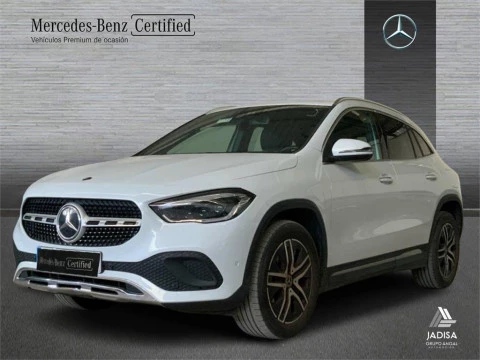 Mercedes-Benz GLA 200 D 4MATIC