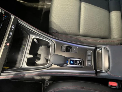 Lexus LBX 1.5 136cv HEV Elegant