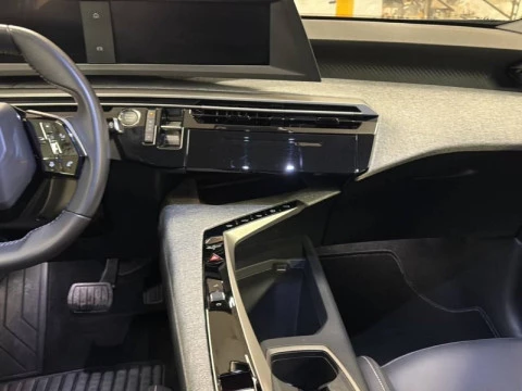 Peugeot 3008 Hybrid 1.2 107KW Allure eDCS6