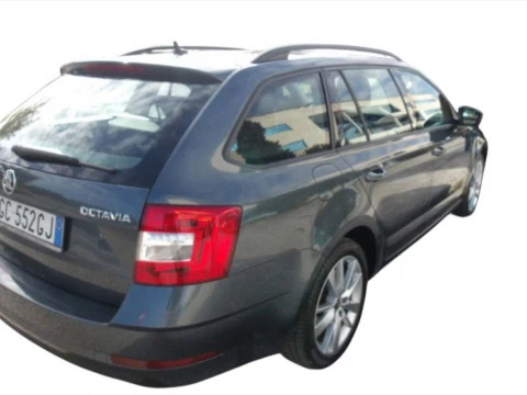 Skoda Octavia Combi 1.6 TDI CR 85KW (115CV) Ambition