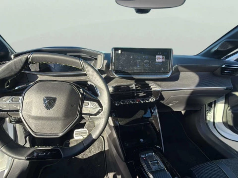 Peugeot 208  1.2 Hybrid GT e-DCS6 136