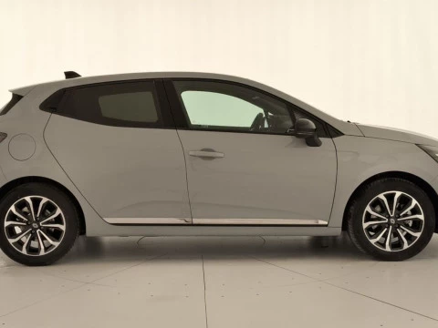 Renault Clio Techno E-Tech full hybrid 145 (103kw)