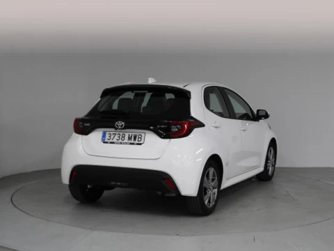 Toyota Yaris 1.5 120H Active Plus