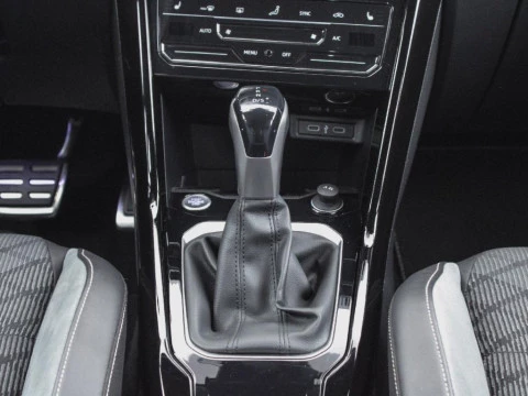 Volkswagen T-Roc 1.5 TSI DSG R-LINE 150CV 5P