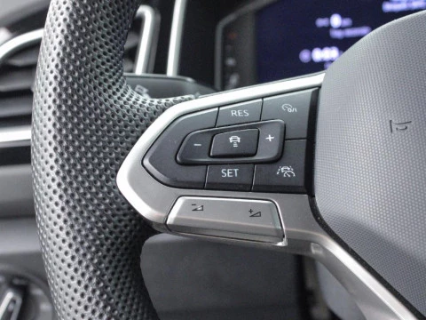 Volkswagen T-Roc 1.5 TSI DSG R-LINE 150CV 5P