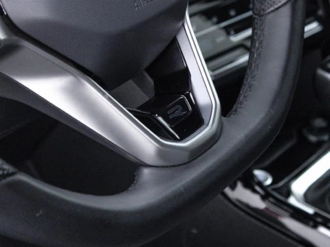 Volkswagen T-Roc 1.5 TSI DSG R-LINE 150CV 5P