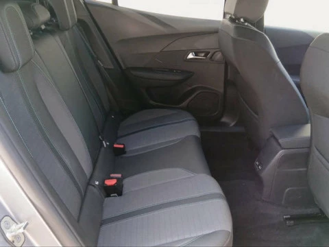 Peugeot 2008 Eléctrico Allure Pack 100 kW (136 CV)