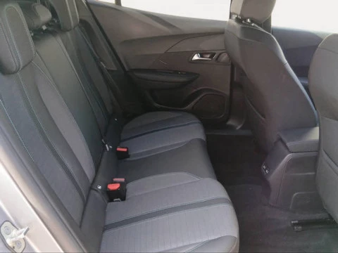 Peugeot 2008 Eléctrico Allure Pack 100 kW (136 CV)